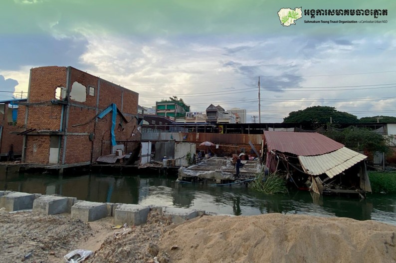 Eviction and Compensation in the Reaksmey Samaki Community